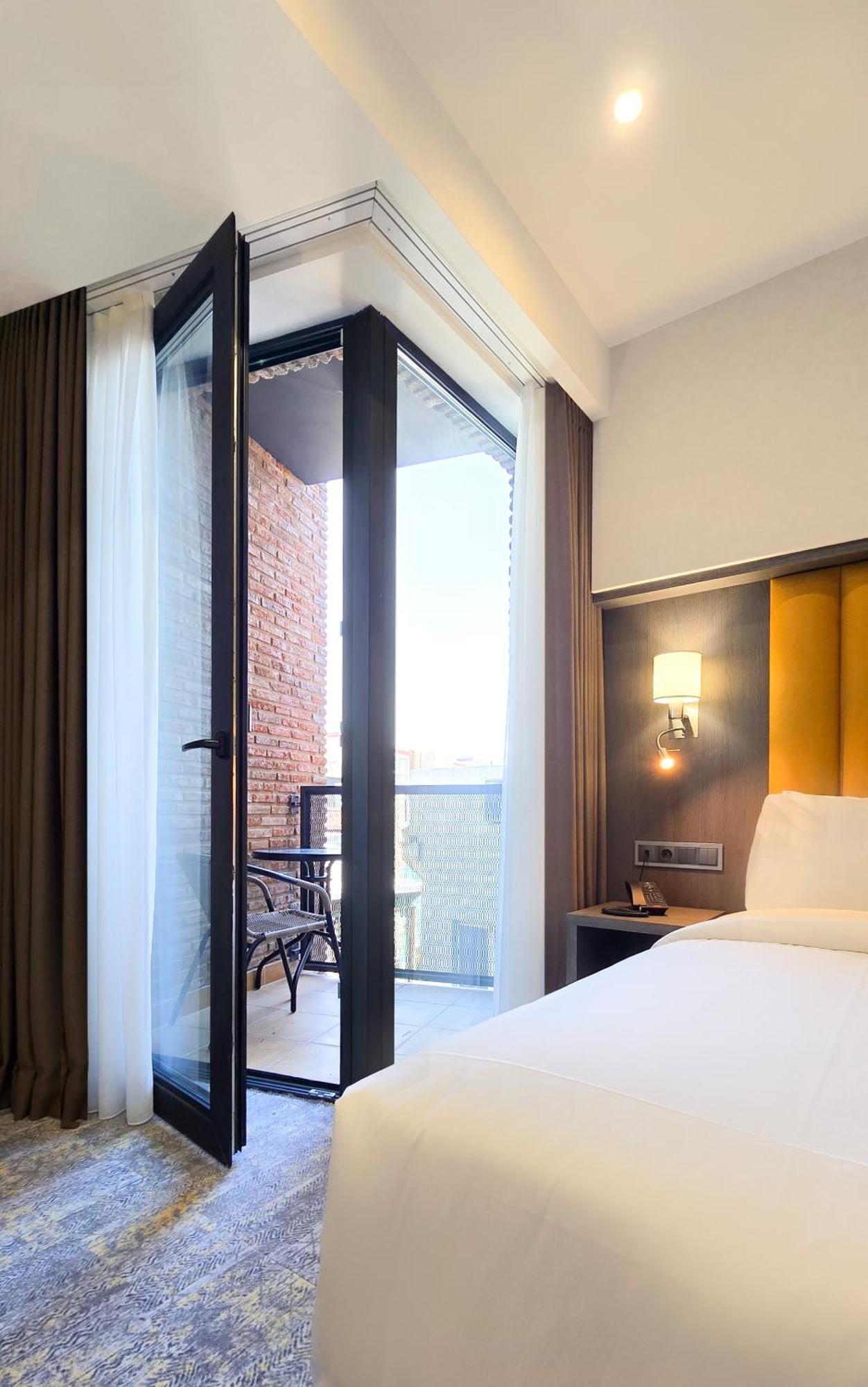 Griffin Hotel Tiflis Exterior foto